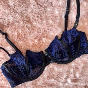 Victoria’s Secret Very Sexy Balconet Bra